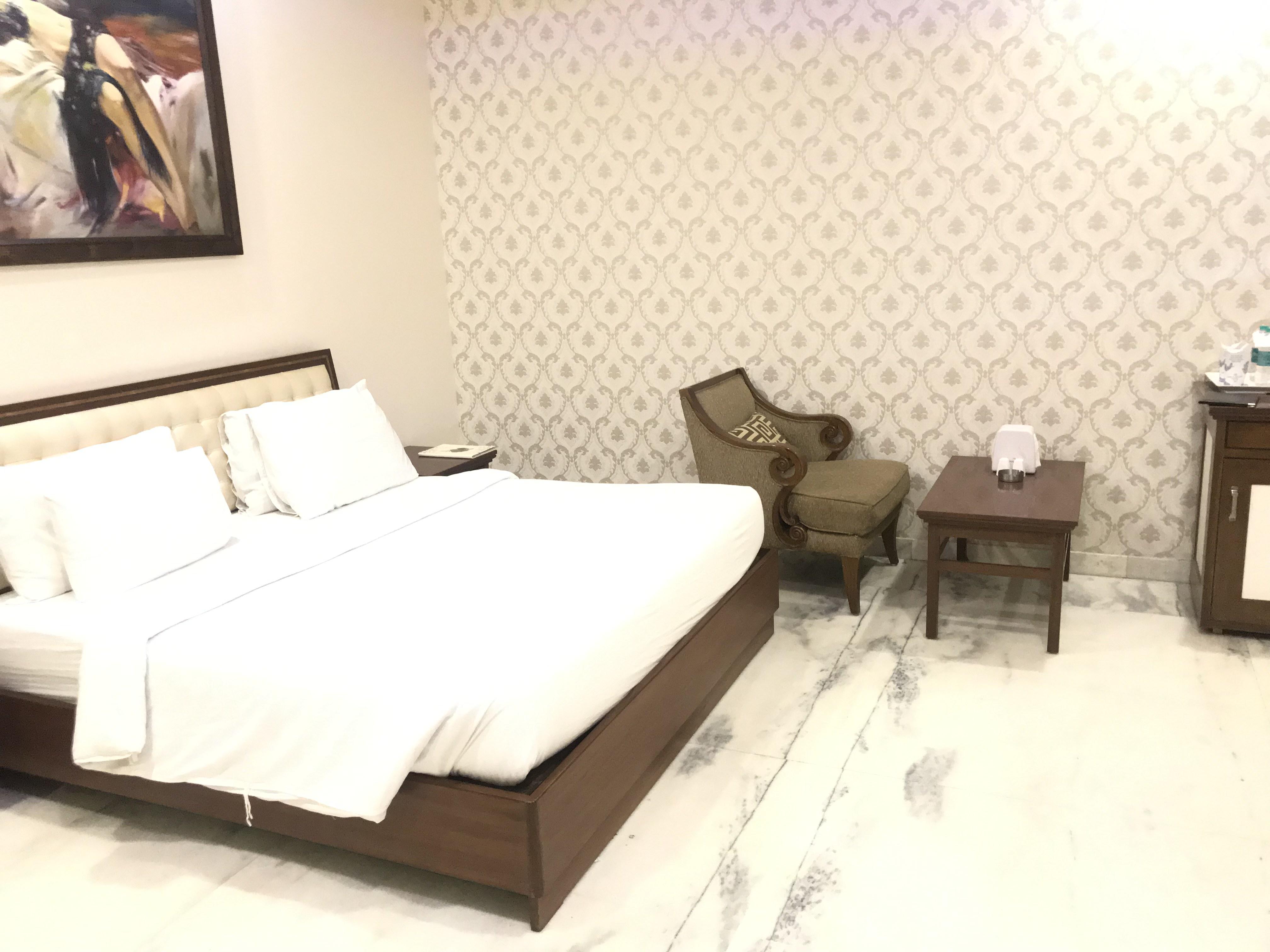 Hotel Leela Grande Karnal Exterior photo
