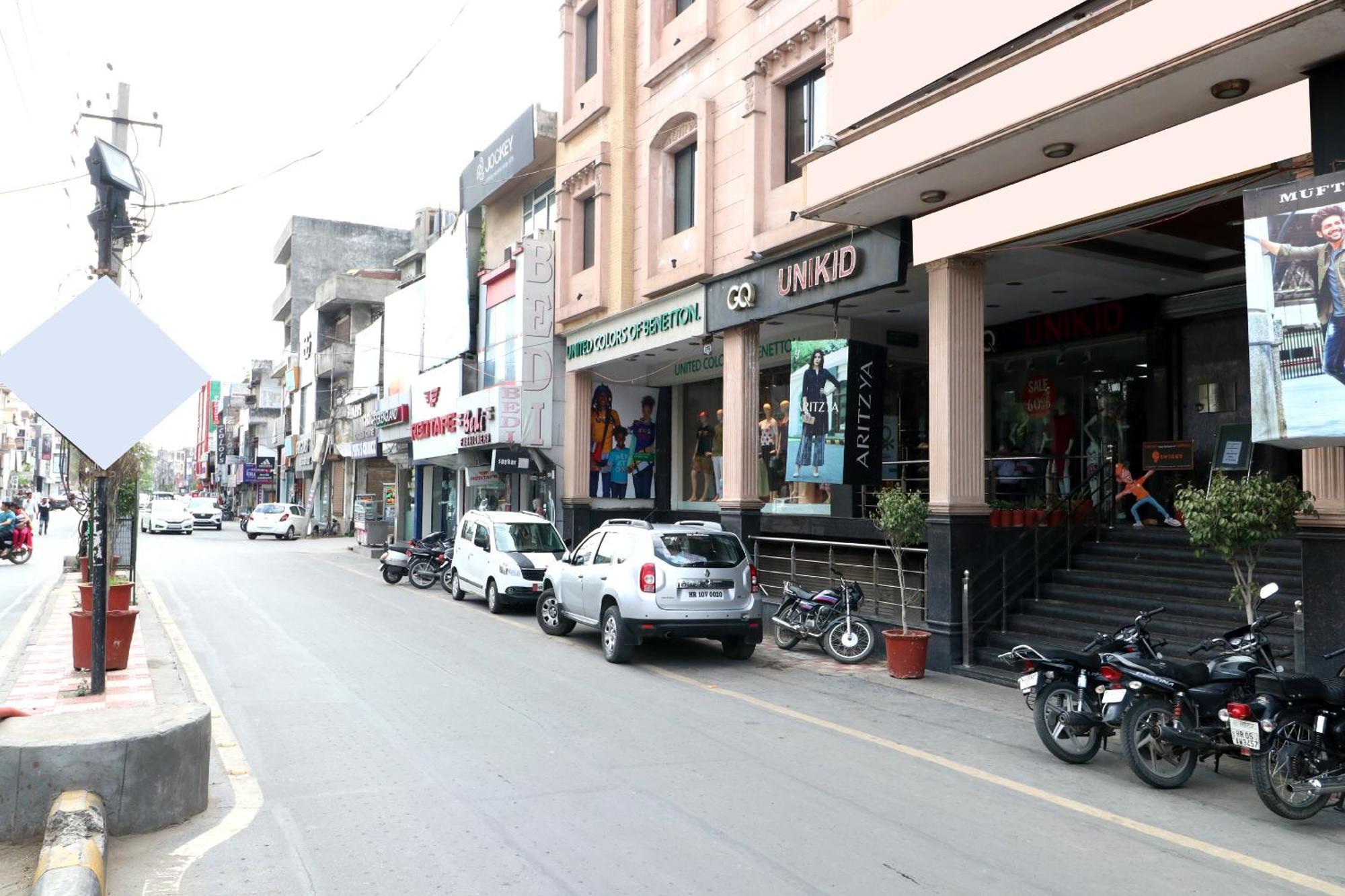 Hotel Leela Grande Karnal Exterior photo